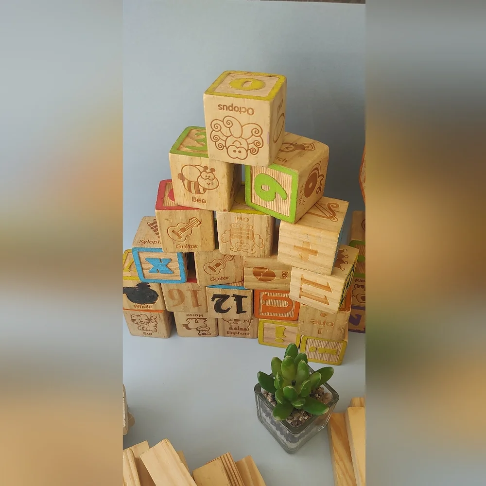 Bundle blocks wooden  variety in good condition